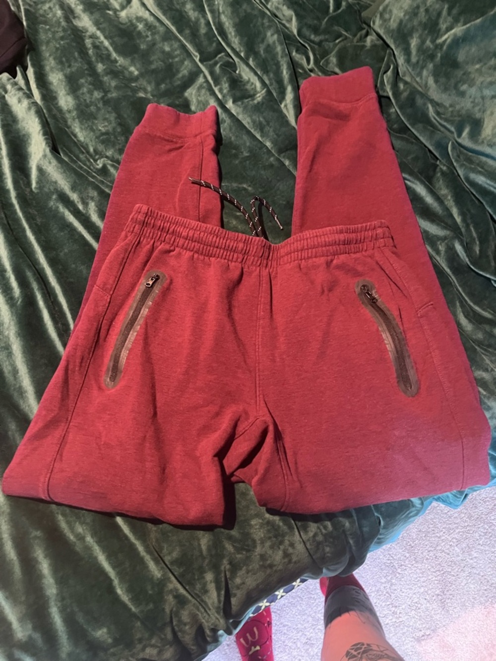 🖤(10 for $10) Old Navy Maroon Zipper Pocket Sweatpants